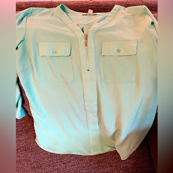 XL mint green blouse - Picture 2 of 3